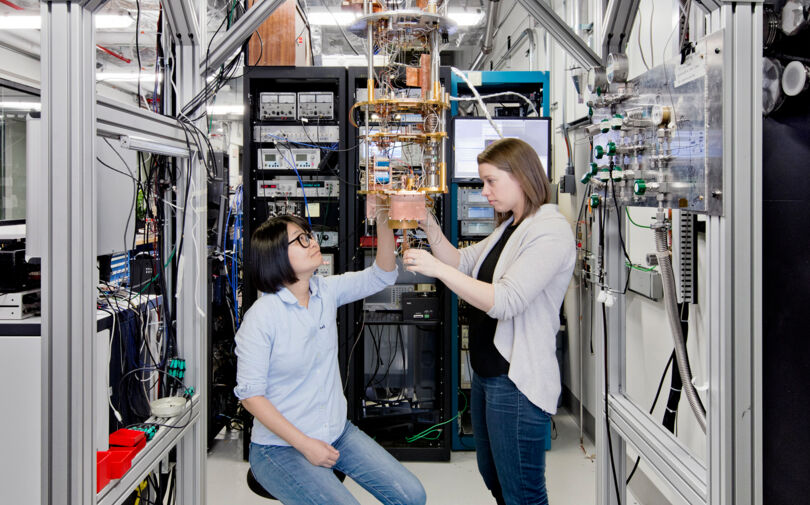IBM Building Quantum Computers for Business and Science - IBM Q-Credit Connie Zhou for IBM