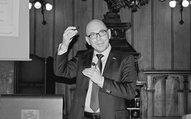 Handelskammerjournal - Strategisches HR-Managements zur Sicherung des unternehmerischen Erfolgs Handelskammerjournal - Strategisches HR-Managements zur Sicherung des unternehmerischen Erfolgs